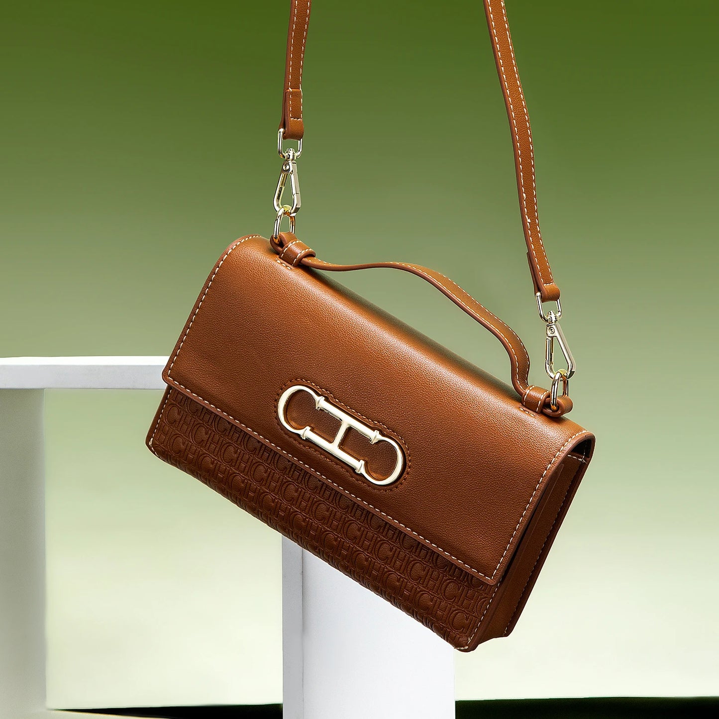 CH Crossbody Bag Brand Women's Bag Letter Print Leather Compact Elegant Handbag Tote Bag Exquisite Fashion Women's Bag