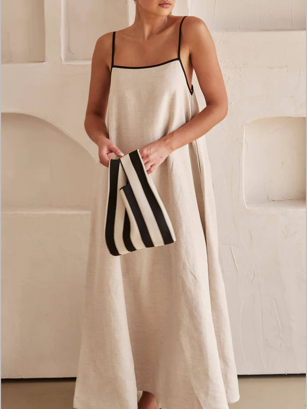 Contrasting Suspender Dress with A-line Summer Style