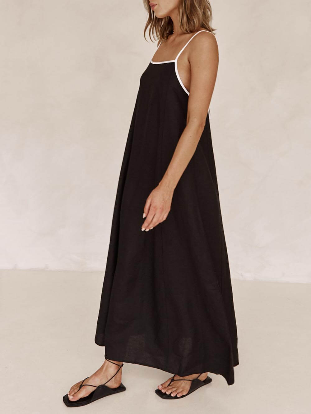 Contrasting Suspender Dress with A-line Summer Style