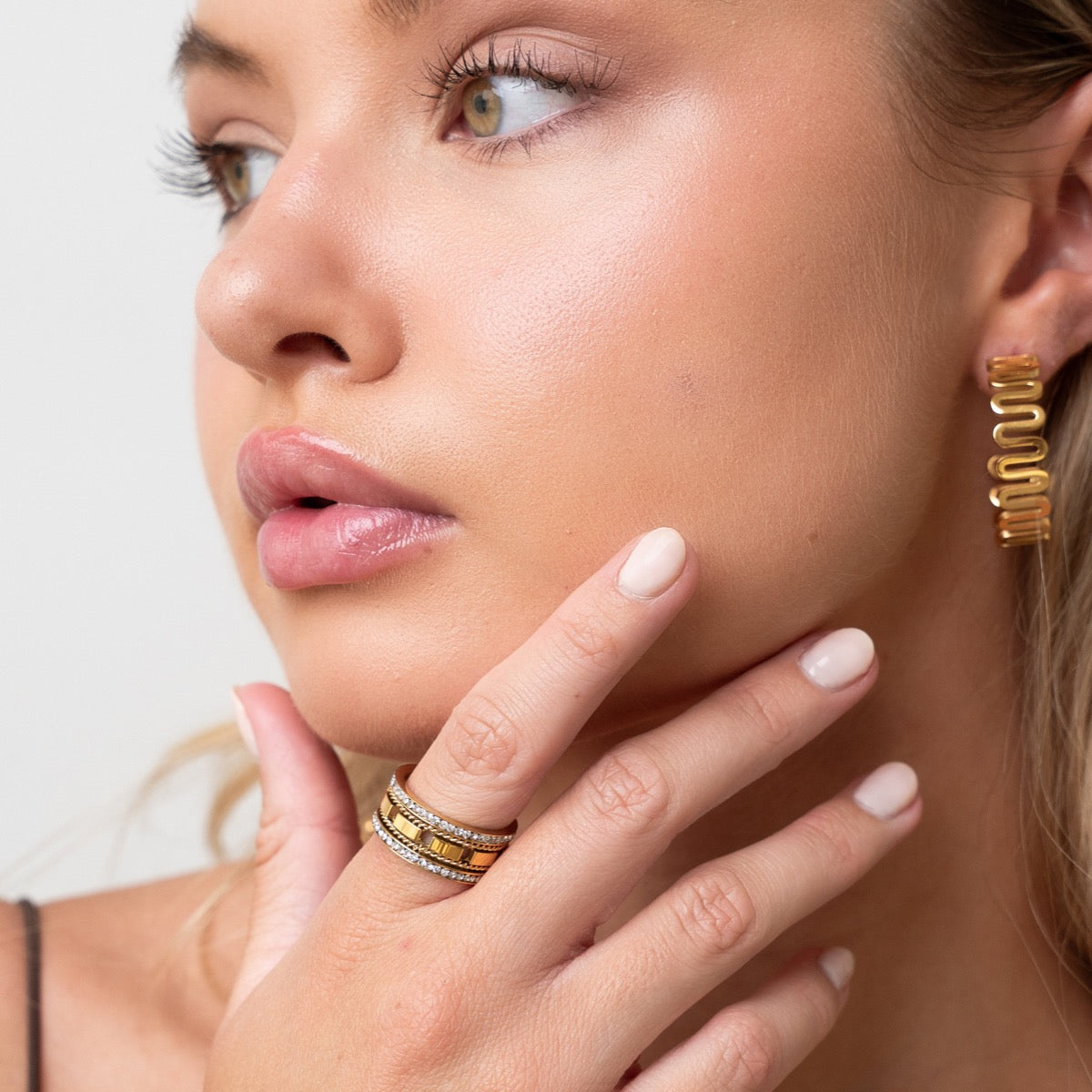 Ripple Hoop Earrings - Gold